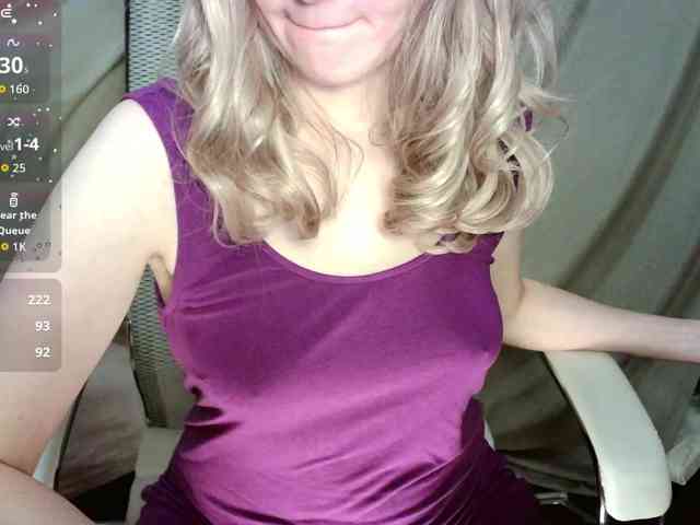 Victoria__Love webcam