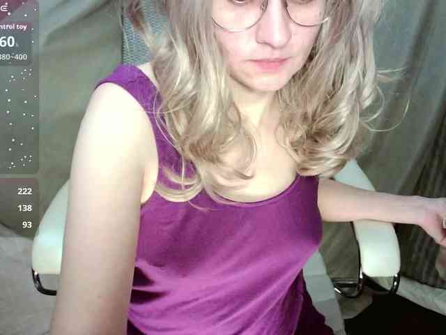 Victoria__Love webcam