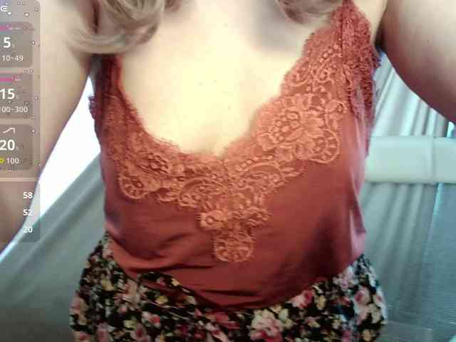 Victoria__Love webcam