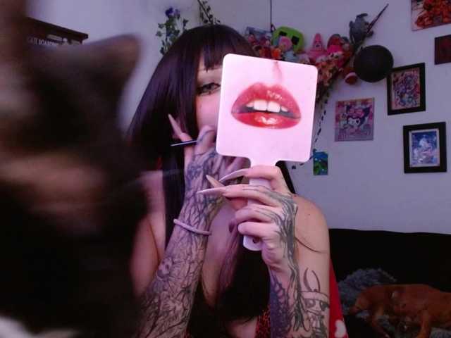 MaryJannes's BongaCams show and profile