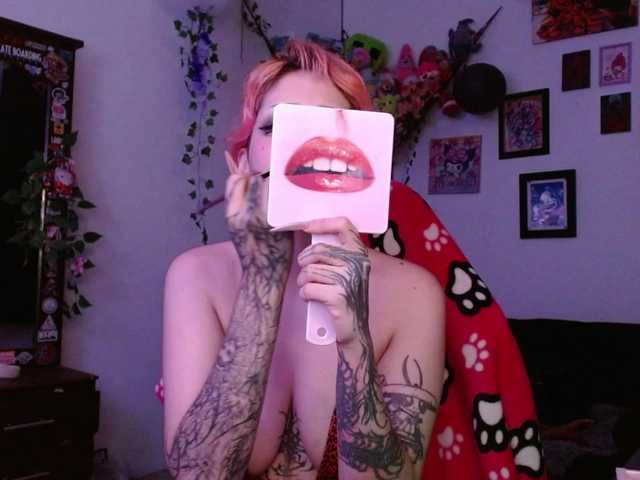 MaryJannes's BongaCams show and profile