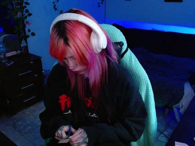 MaryJannes's BongaCams show and profile