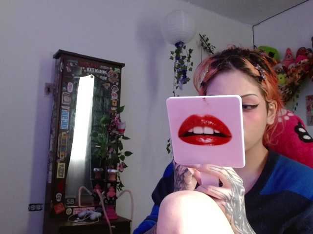 MaryJannes's BongaCams show and profile