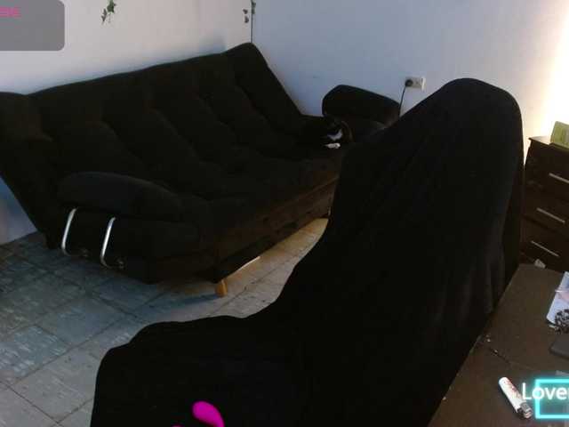 MaryJannes's BongaCams show and profile