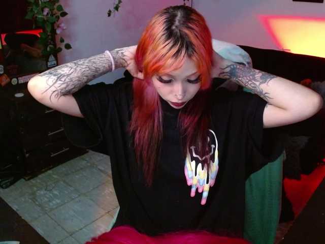 MaryJannes's BongaCams show and profile