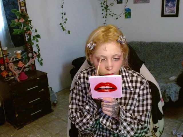 MaryJannes's BongaCams show and profile