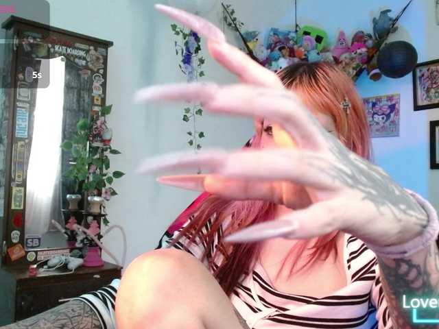 MaryJannes's BongaCams show and profile