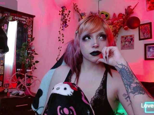 MaryJannes's BongaCams show and profile