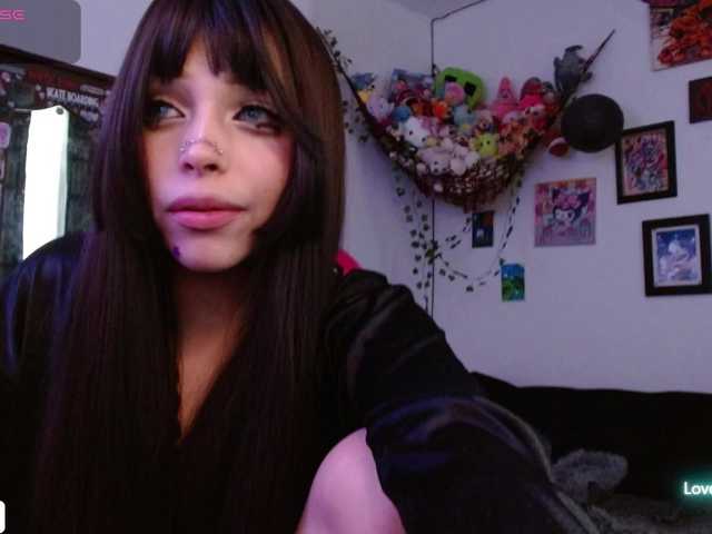 MaryJannes's BongaCams show and profile