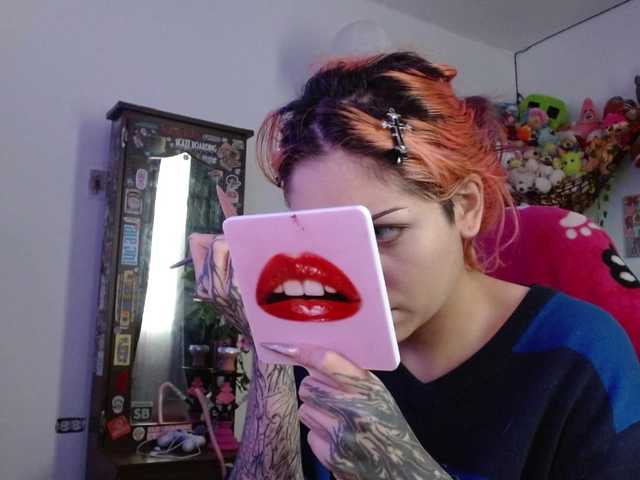 MaryJannes's BongaCams show and profile