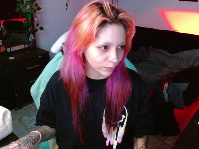 MaryJannes's BongaCams show and profile