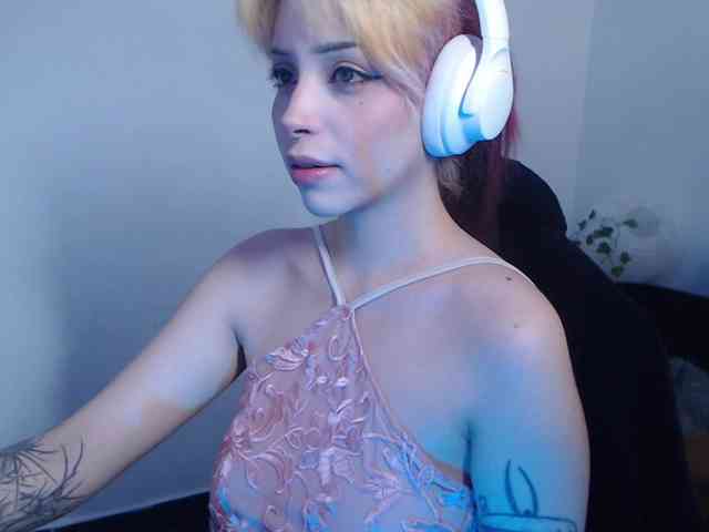 MaryJannes Live Webcam on BongaCams
