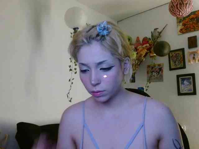 MaryJannes Live Webcam on BongaCams