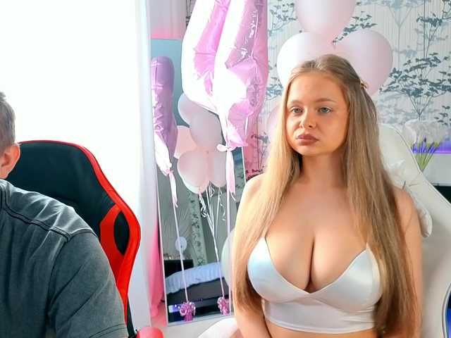 LoveAndSex24's BongaCams show and profile