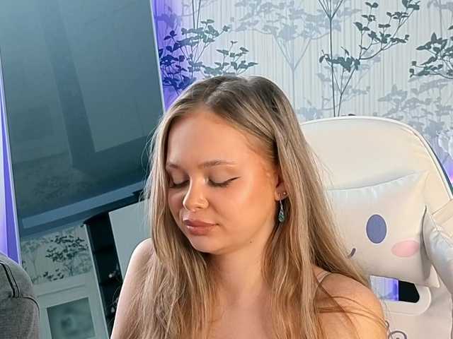 LoveAndSex24's BongaCams show and profile