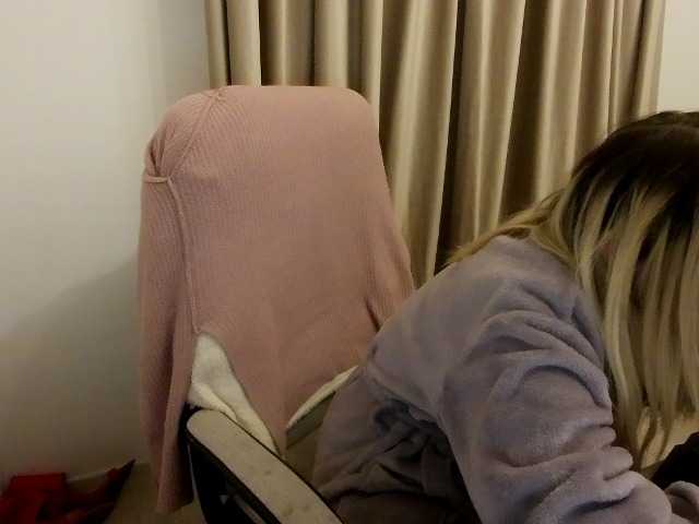 alissonone's BongaCams show and profile