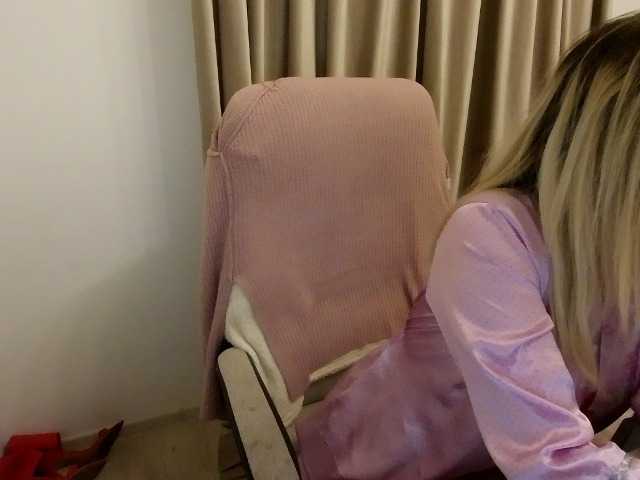 alissonone's BongaCams show and profile