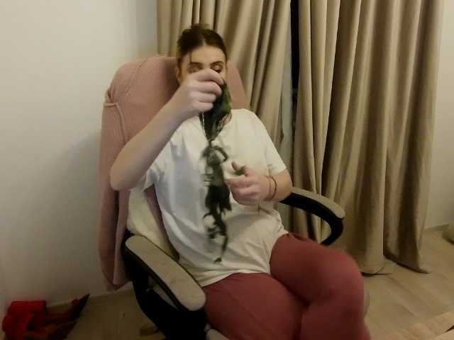 alissonone's BongaCams show and profile