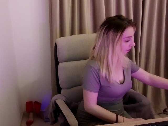 alissonone's BongaCams show and profile