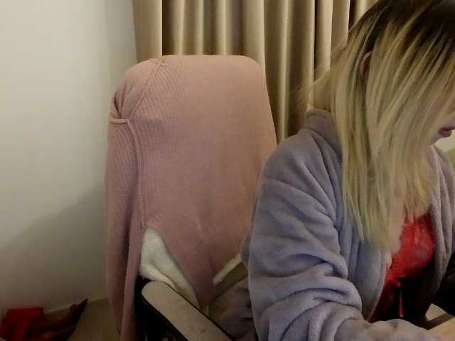 alissonone's BongaCams show and profile