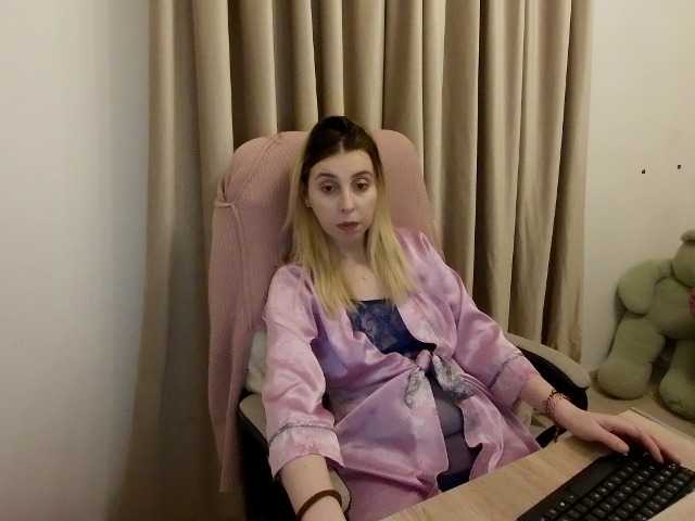 alissonone's BongaCams show and profile