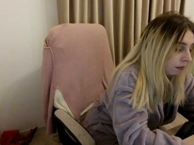 alissonone's BongaCams show and profile