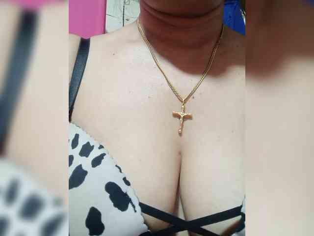 Sweetasian974 webcam