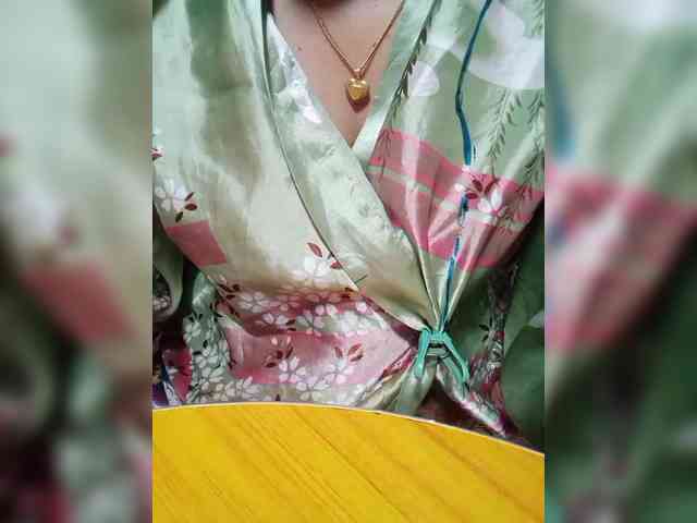 Sweetasian974 webcam