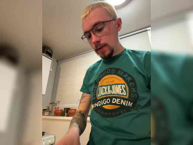 Jorjbush360 Live Webcam on BongaCams