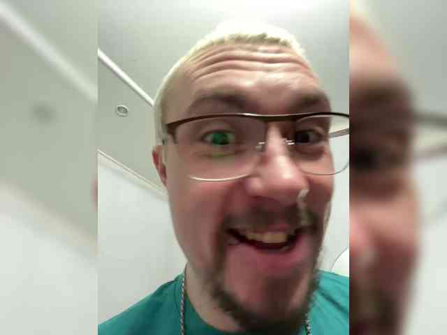 Jorjbush360 Live Webcam on BongaCams