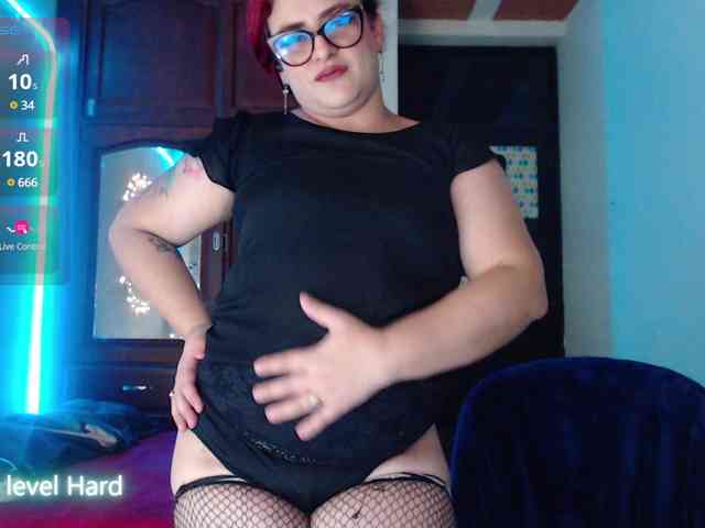 ViolettaMorningstar webcam