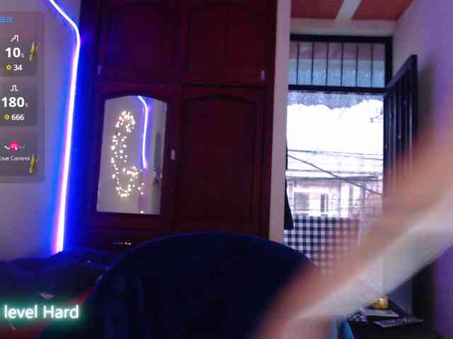 ViolettaMorningstar webcam