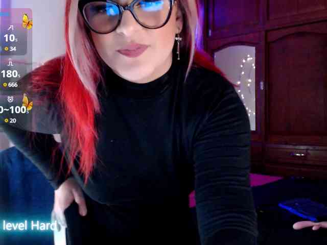 ViolettaMorningstar webcam