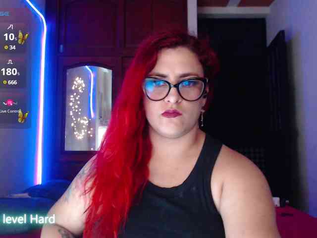 ViolettaMorningstar webcam