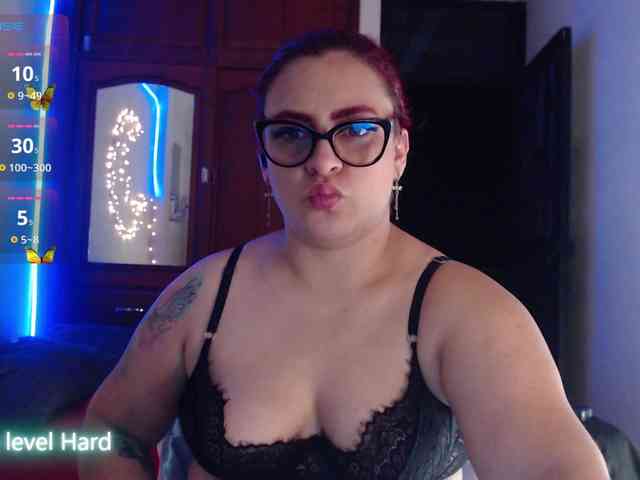 ViolettaMorningstar webcam