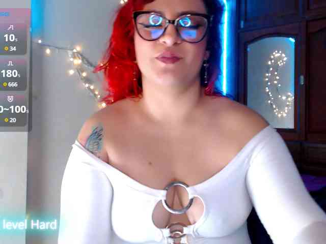 ViolettaMorningstar webcam