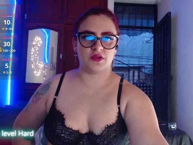 ViolettaMorningstar webcam