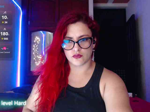 ViolettaMorningstar webcam