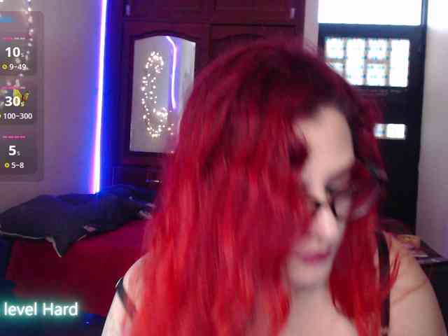ViolettaMorningstar webcam