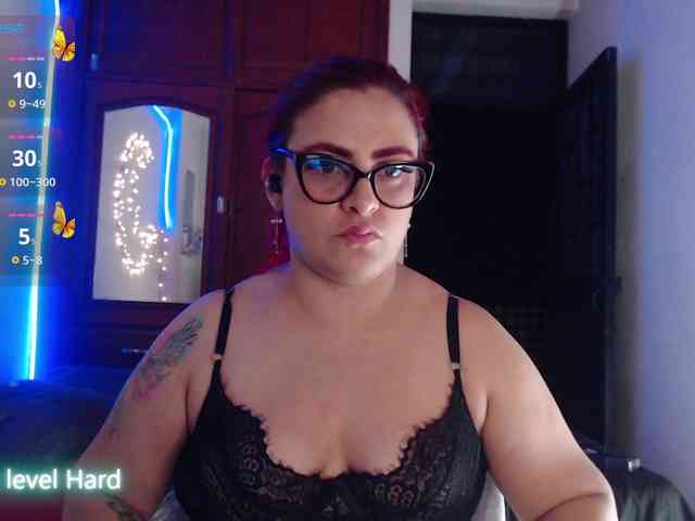 ViolettaMorningstar webcam