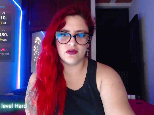ViolettaMorningstar webcam