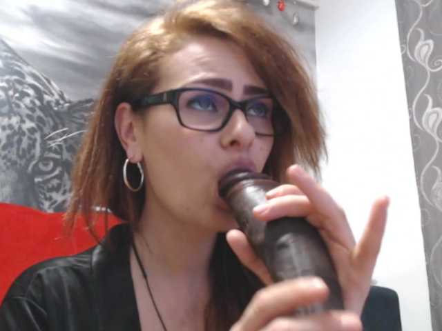 sweetandreea's BongaCams show and profile