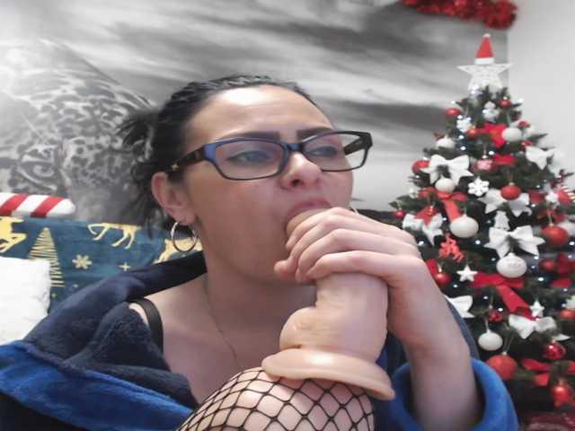 sweetandreea's BongaCams show and profile