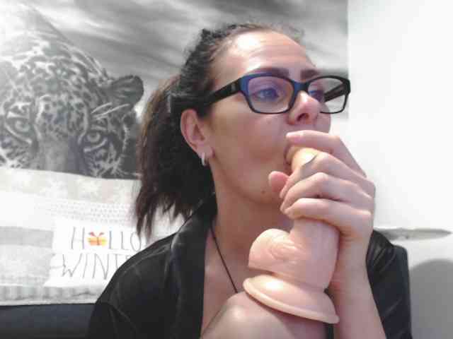 sweetandreea Live Webcam on BongaCams