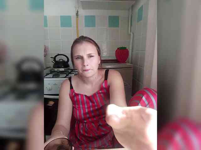 Caroline_Kisulya webcam