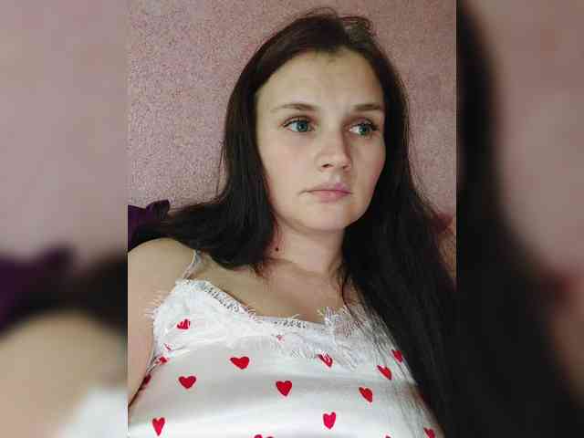 Caroline_Kisulya webcam