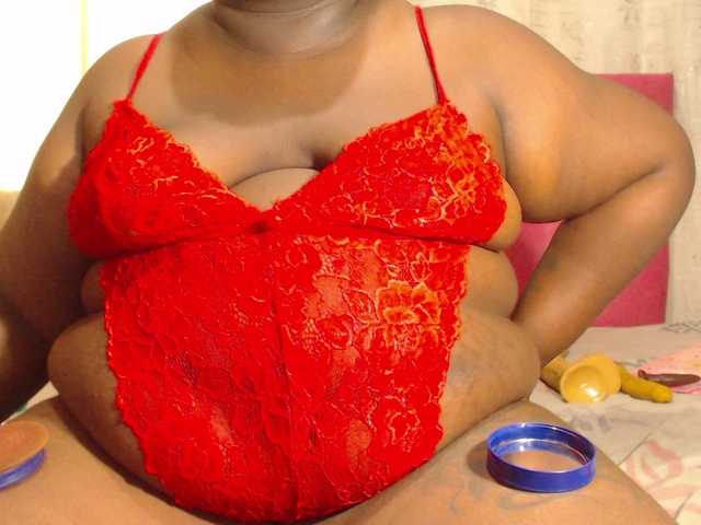 KARLAFREAKK's BongaCams show and profile