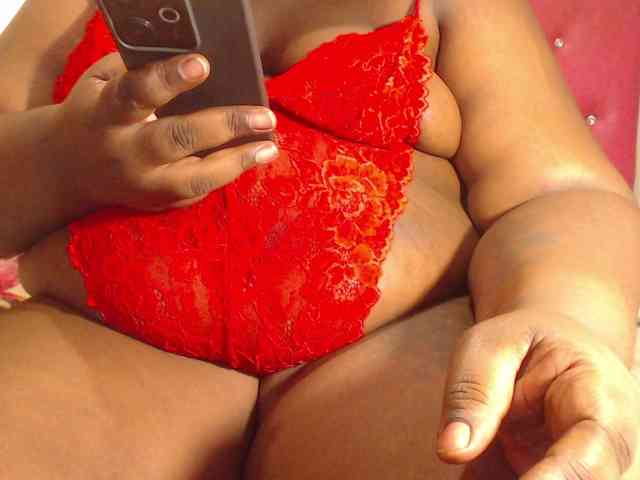 KARLAFREAKK Live Webcam on BongaCams