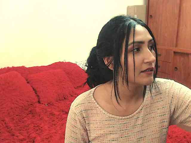 Leah-666 webcam