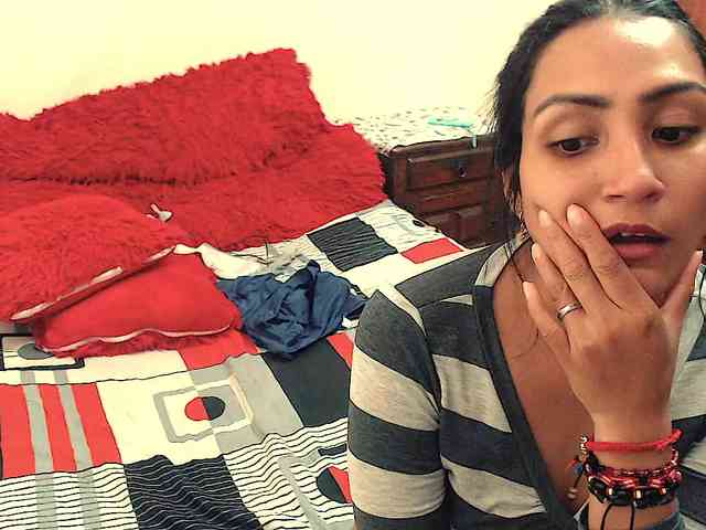 Leah-666 webcam